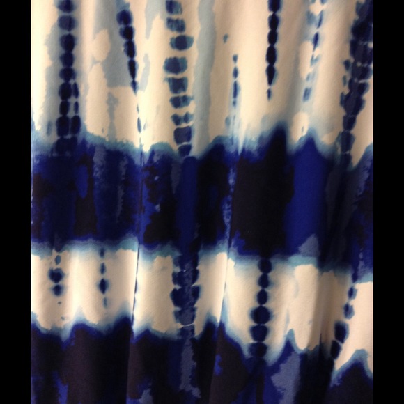 Tie die dress - Picture 3 of 3