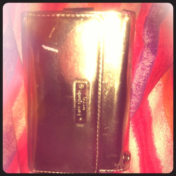 Gold wallet iPhone 4 case