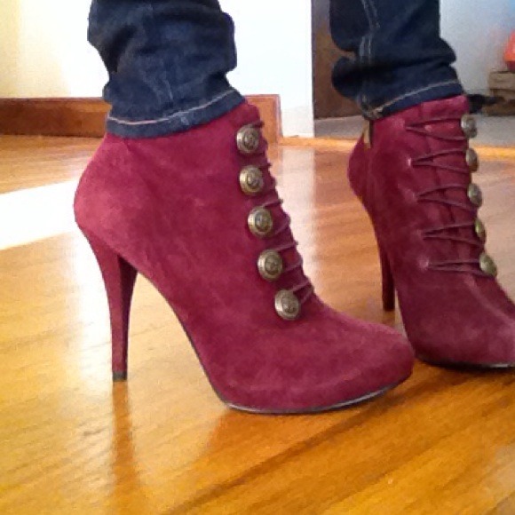 Guess Owen bootie! So hot! No trades! - Picture 2 of 4