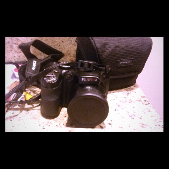 Fujifilm Finepix S2980 Digital Camera