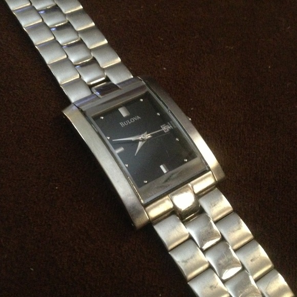 Men's Gorgeous Bulova Watch!