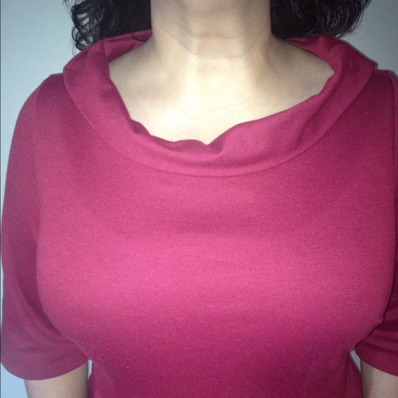 Red Dress - Picture 3 of 4