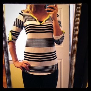 SOLD Black & white striped top!