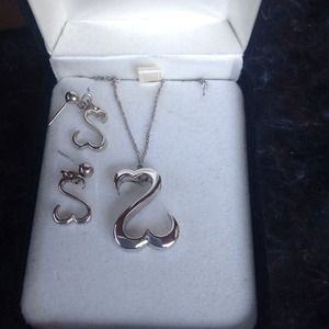Open heart necklace w/ matching earrings
