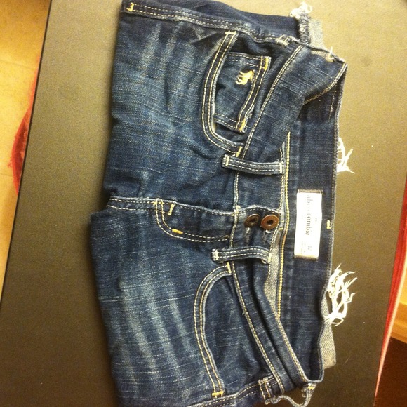 Ambercrombie Shorts - Picture 3 of 3