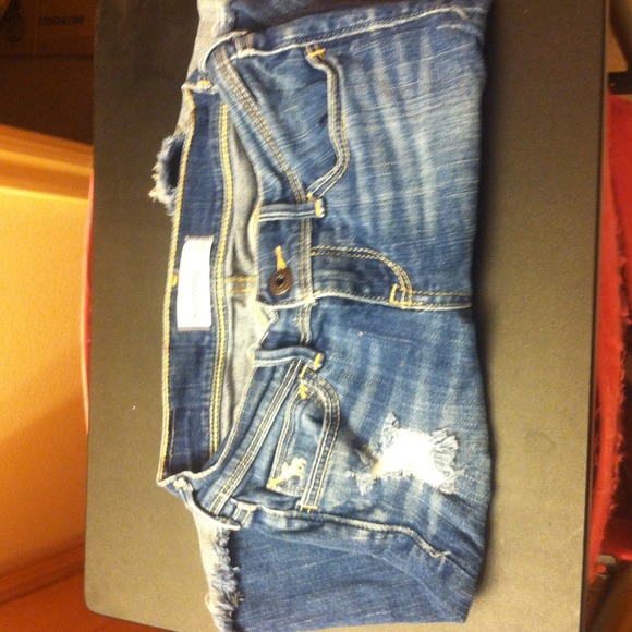 Ambercrombie shorts - Picture 3 of 3