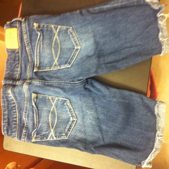 Ambercrombie shorts - Picture 2 of 3