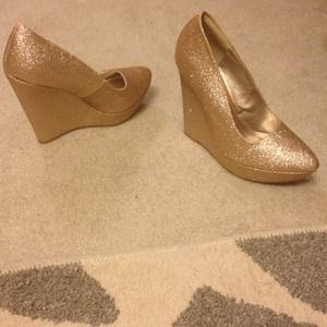 Gold glitter shoes