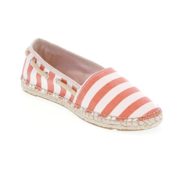 Vince Camuto Shoes - Vince Camuto Ocean Coral Espadrilles