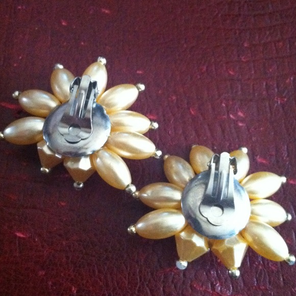 Pale Yellow Earrings - Picture 2 of 2
