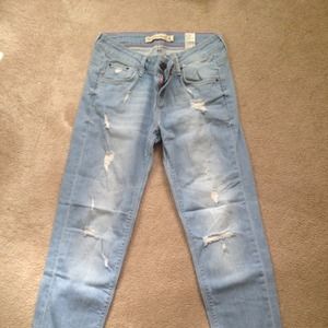 Zara Light Wash Jeans