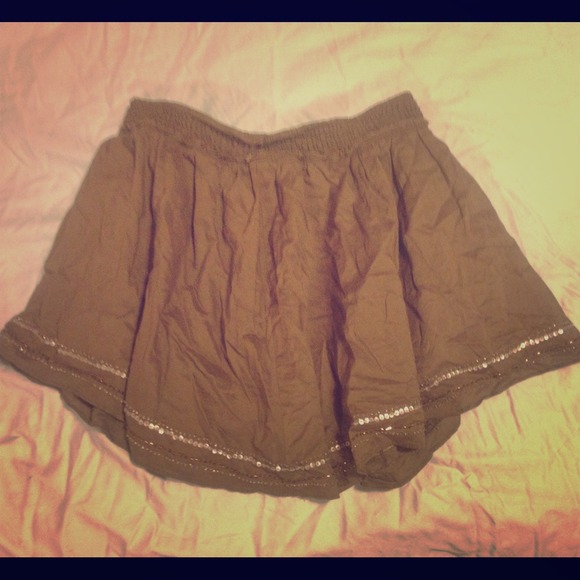 American Eagle Skirt 💛