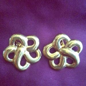 Octopus Style Earrings