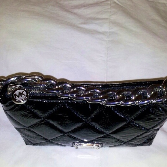 MICHAEL KORS PURSE - Picture 2 of 4