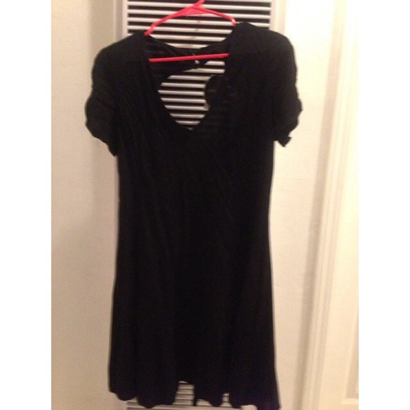 Dress 👗 - Picture 2 of 4