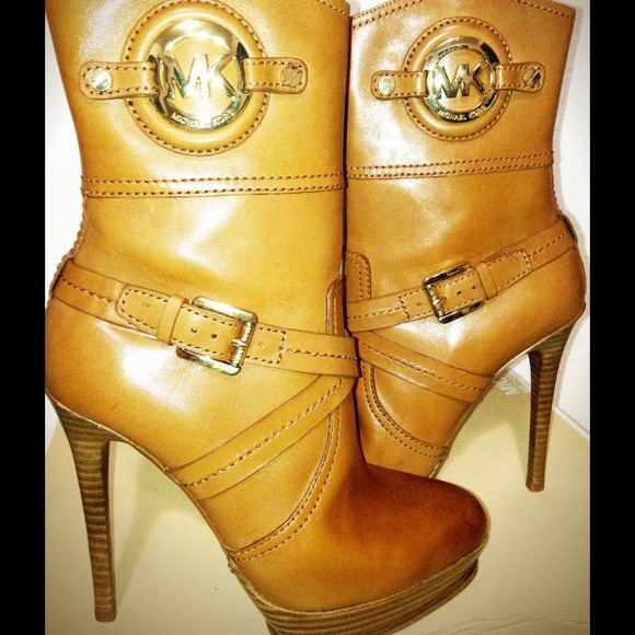 Michael Kors Boot 💯Authentic 👍