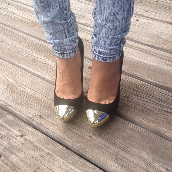 🚫 SOLD 🚫 - Picture 2 of 4