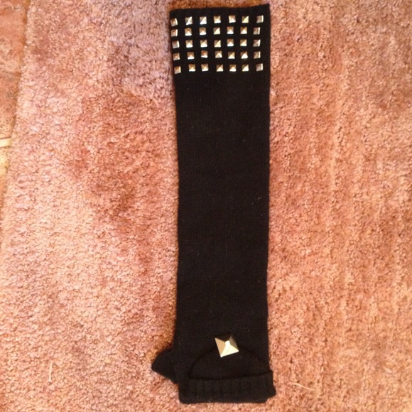 Just sharing- AWESOME MK fingerless wool gloves - Picture 4 of 4