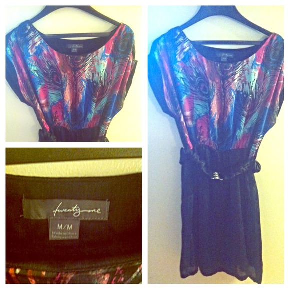 Fun & Flirty dress! Twenty-One sz Md - Picture 1 of 1