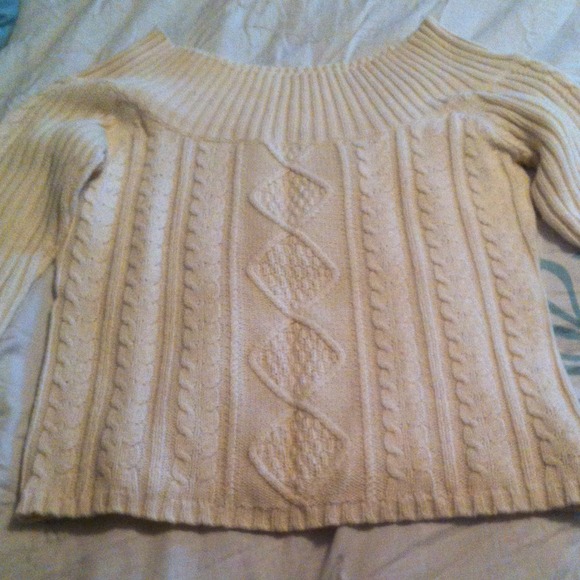 Cream American Eagle sweater