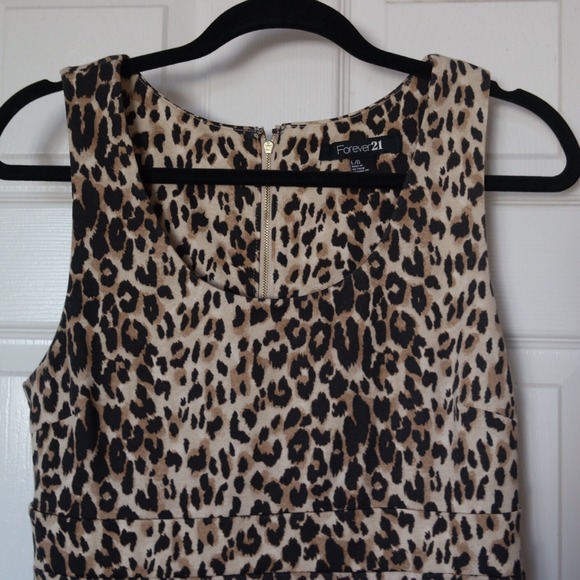 Forever 21 Cheetah print dress - Picture 2 of 4