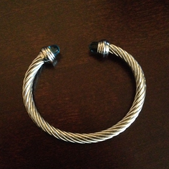 Jewelry - ❌SOLD❌Silver Plated Bangle