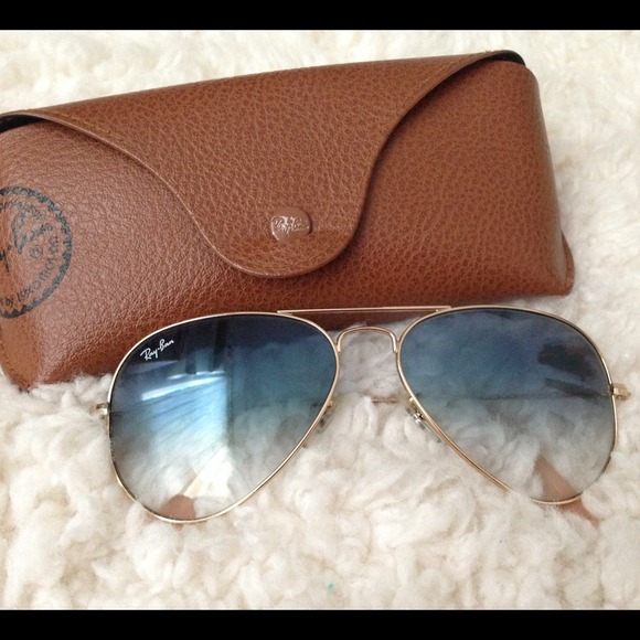 Aviator rayban // blue gradient lens