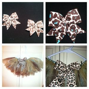 Tu tu skirt and hair bows!