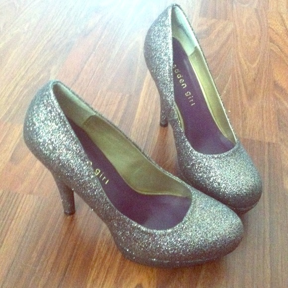 Steve Madden, Madden Girl glitter pumps
