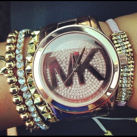 💎 SOLD SOLD SOLD 💎 MK oversized glitz runway