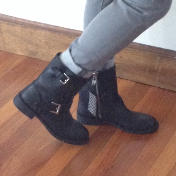 🎉Host Pick🎉H&M biker boot size 8 NWT! No trades! - Picture 4 of 4