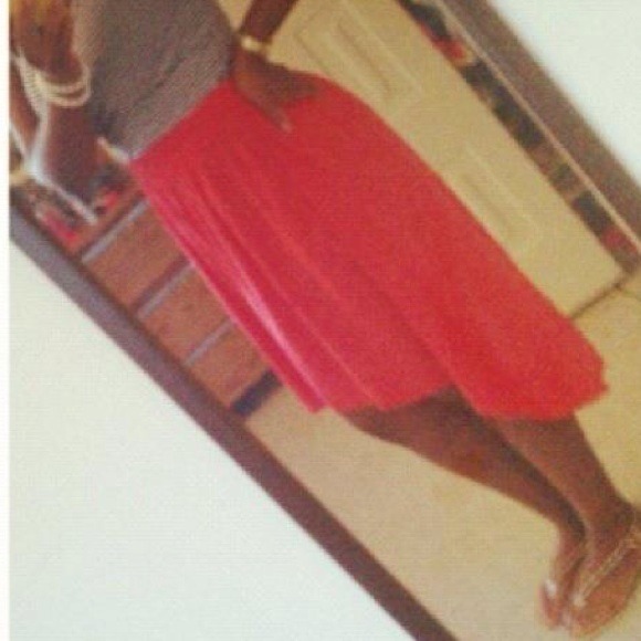 🔴SOLD🔴 High-low maxi skirt.