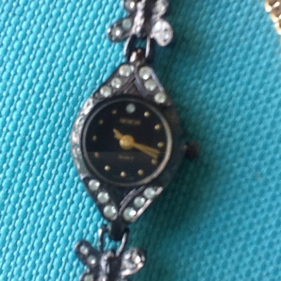 Watch - Picture 4 of 4