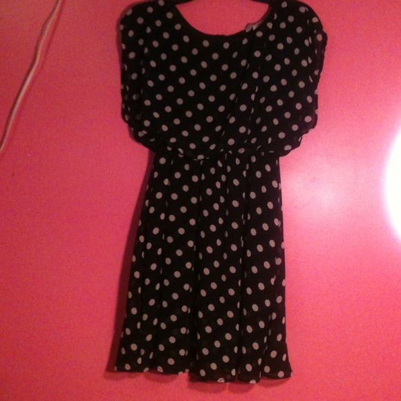 Dresses & Skirts - polka dot chiffon dress!