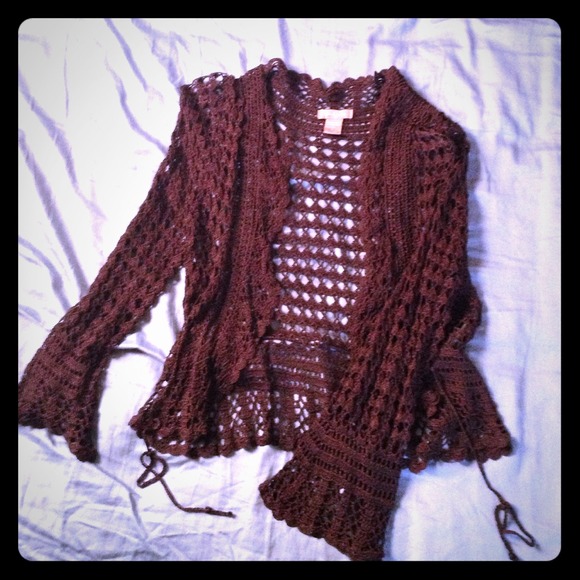 Beautiful delicate lace sweater 💜💜💙💙