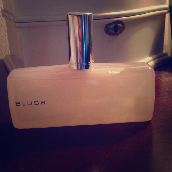 Marc Jacobs Blush Perfume RESERVED for cynthia66!
