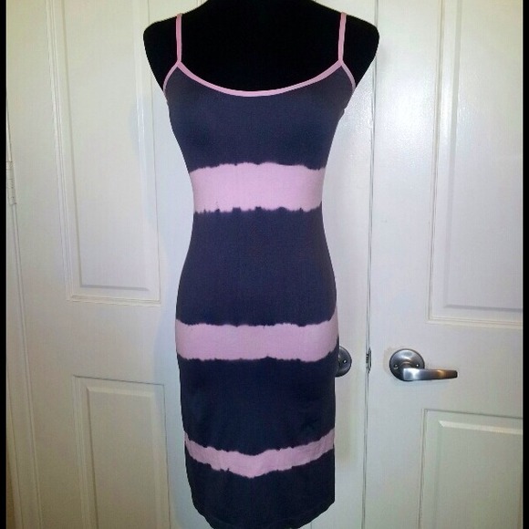 EXIST DRESS