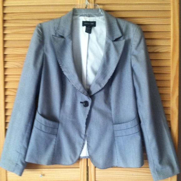Blue &white vertical striped blazer - Picture 3 of 4