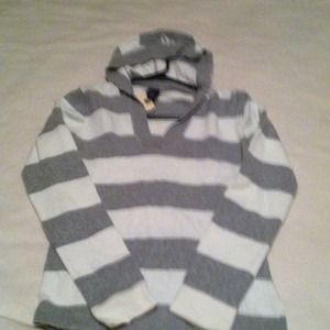 Light weight sweater hoodie