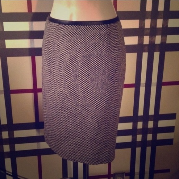 Talbots Dresses & Skirts - Talbots wool blend leather trimmed skirt