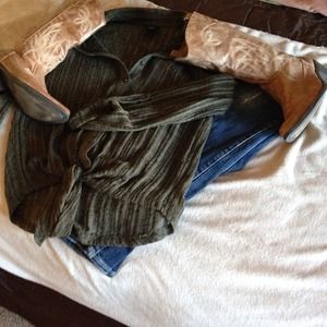 Light brown cowgirl boots