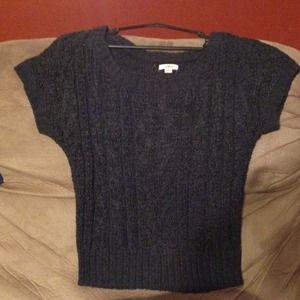 Woven navy blue short sleeve top