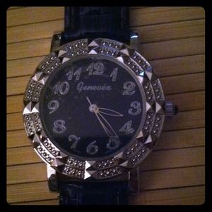Ladies fashion watch