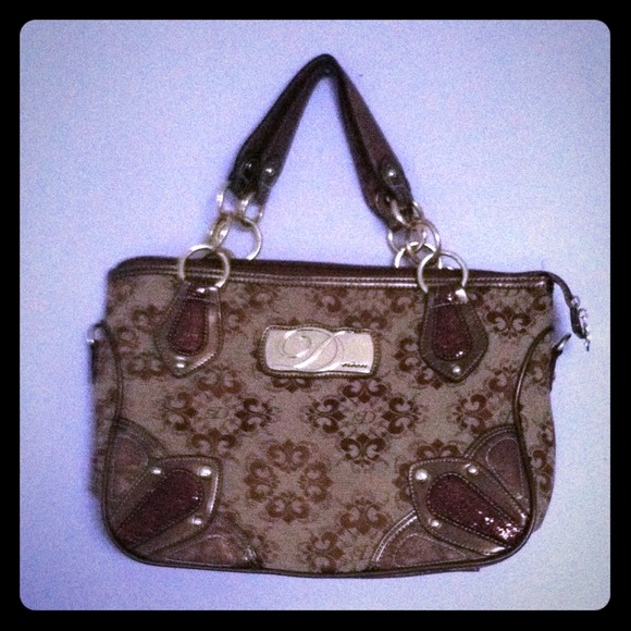 Dereon Purse.
