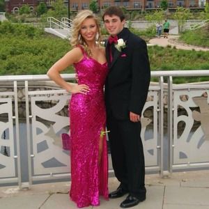 Pink prom dress for sale size 4:)