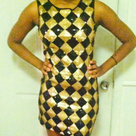 Black and gold jersey dress with sequence