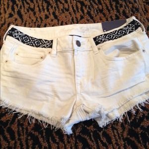 BRAND NEW AE FESTIVAL SHORTIE