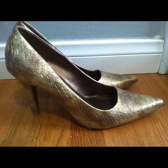 Kenneth Cole Heels