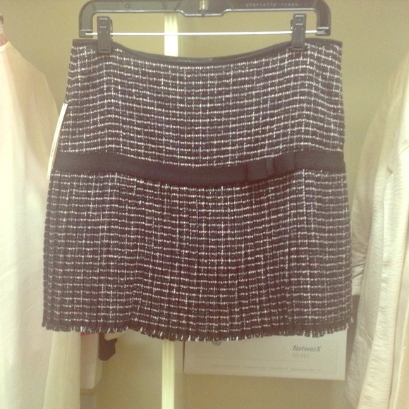 Elie Tahari plaid skirt