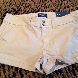 Bran new AE shortie short